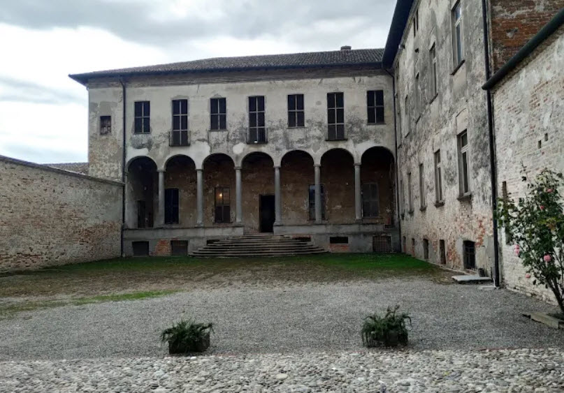 Castello Visconteo di Pagazzano, Italy